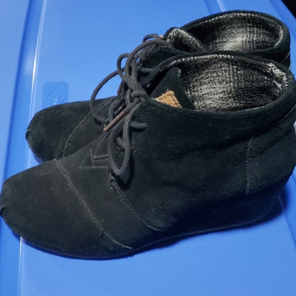 Women's Tom's Booties - Picture 2 of 5